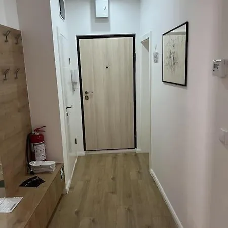 Laan Apartment *